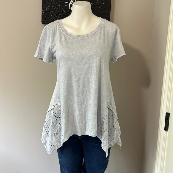 Anthropologie ERI and ALI Fluttered Peplum Tee Grey Acid Wash Sz XS NEW - Picture 3 of 10